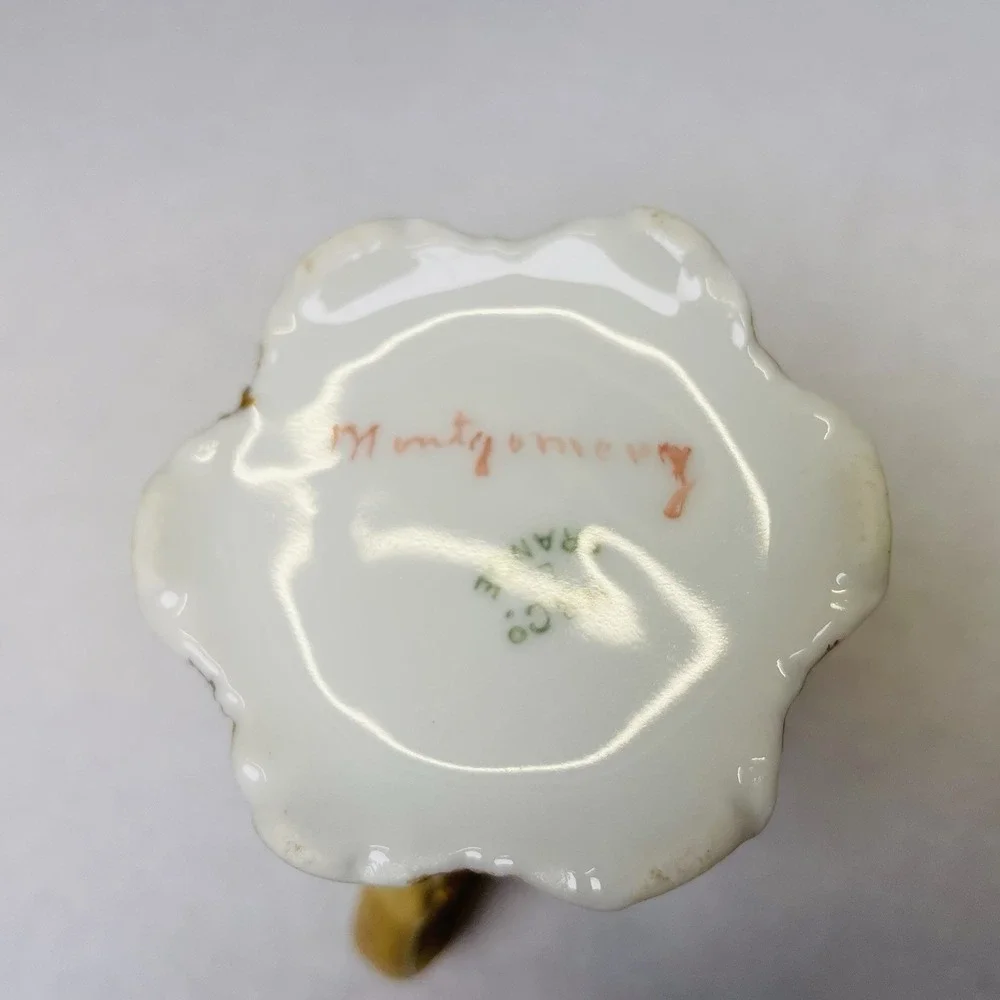 H&CO Haviland Limoges France Porcelain Creamer Blue Flowers Gold Trim Montgomery
